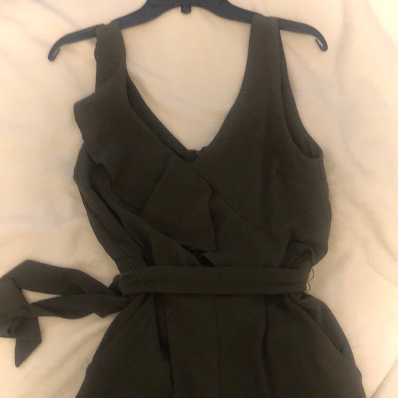 Olive green jumpsuit with pockets - Picture 4 of 6